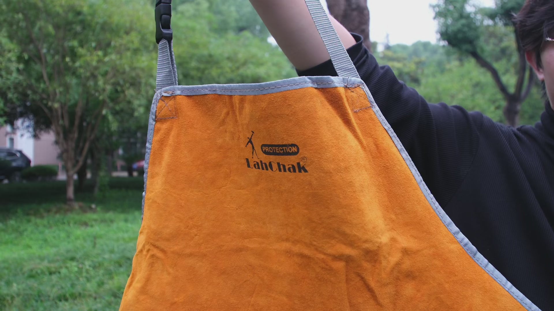 Leather Work Shop Apron with pocket, Buckle straps, Heat & Flame Resistant Heavy Duty Welding Apron
